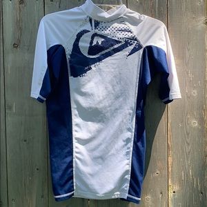 Quicksilver rash guard